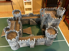 Load image into Gallery viewer, Medieval Nottingham Castle