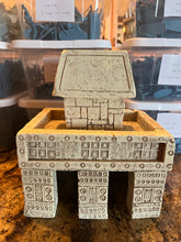 Load image into Gallery viewer, Aztec Skull Building Top - Foam