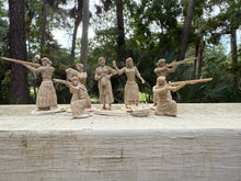 Load image into Gallery viewer, Pioneer Women (LOD034)