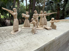 Load image into Gallery viewer, Pioneer Women (LOD034)