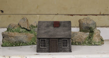 Load image into Gallery viewer, Lexington Green Saltbox – Foam