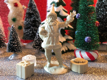 Load image into Gallery viewer, LOD014 (6” Santa Claus) ~ Plastic Figure