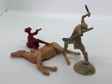 Load image into Gallery viewer, Barzso Vault Figure Set - Braddock&#39;s Defeat
