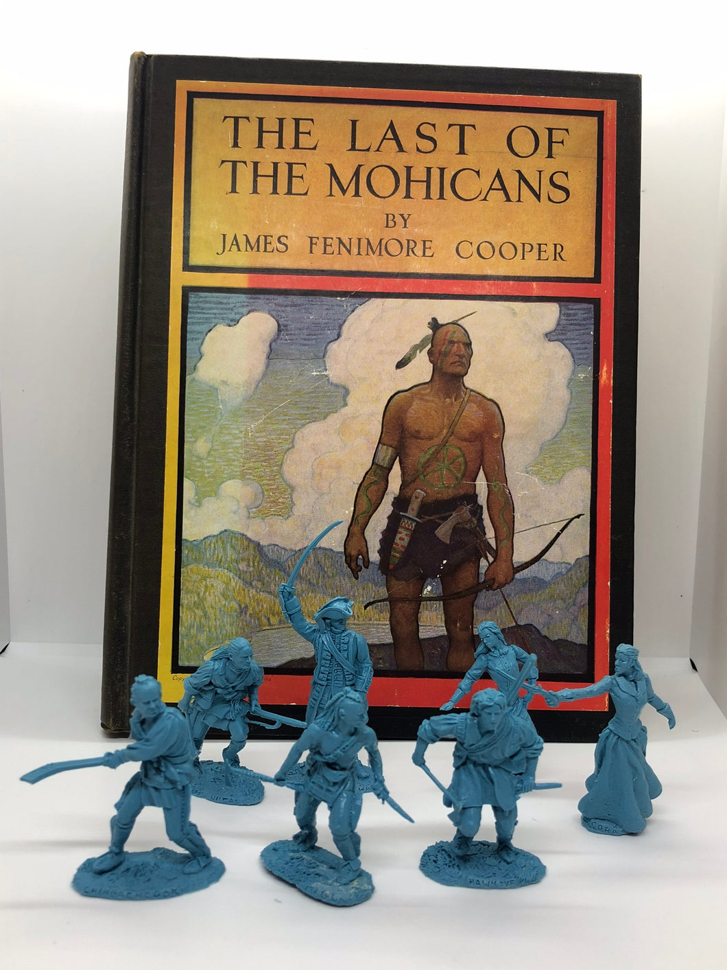 LOD022 (Last of the Mohicans Character Figures)